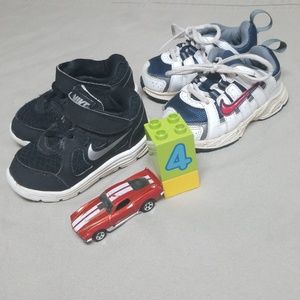 Boy Nike Shoes (2 pair)